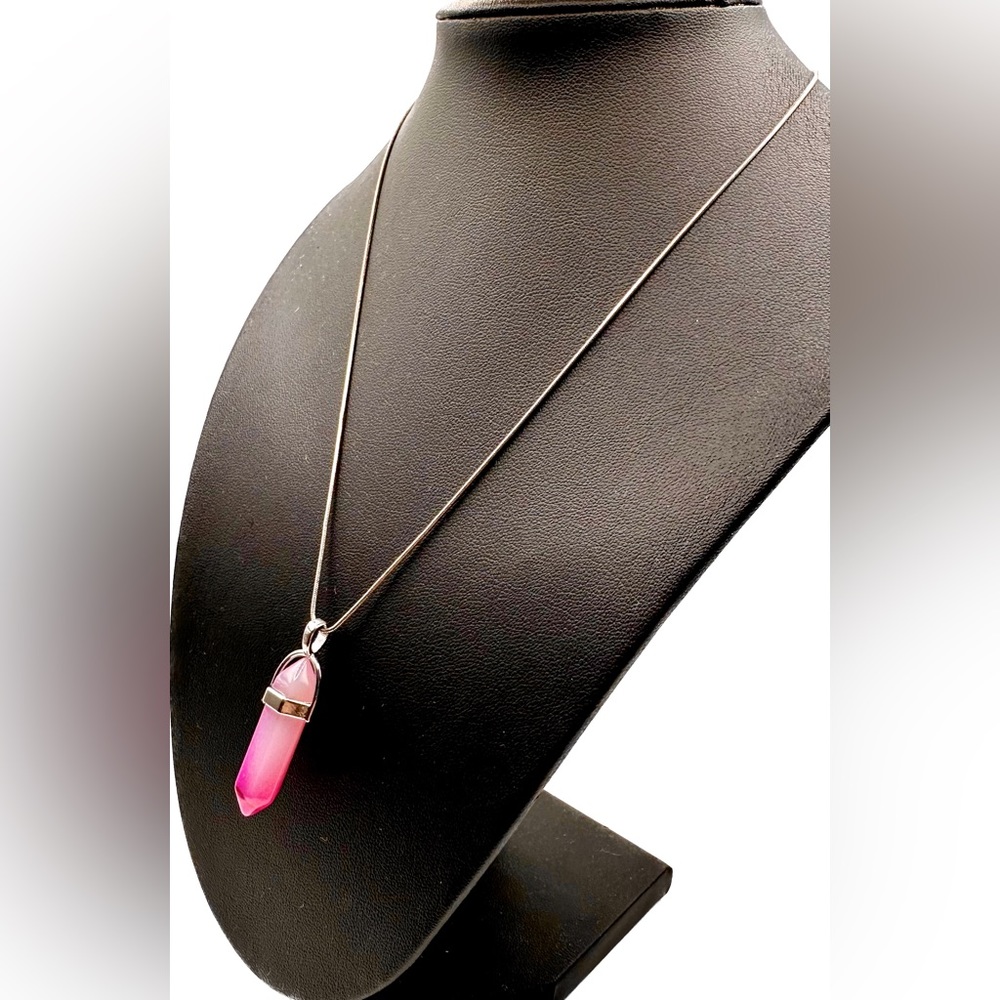 NWOT PINK BOHEMIAN HEALING CRYSTAL WITH 925 SILVER NECKLACE - Picture 2 of 5